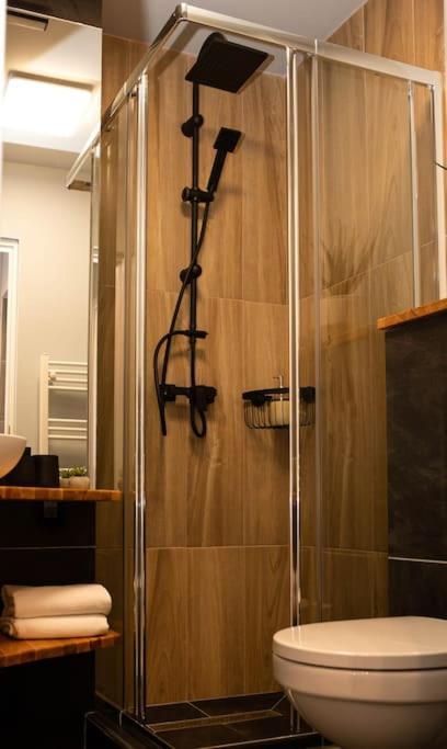 Blue Moon. Cozy Apartment Near Iulius Mall كلوج-نابوكا المظهر الخارجي الصورة