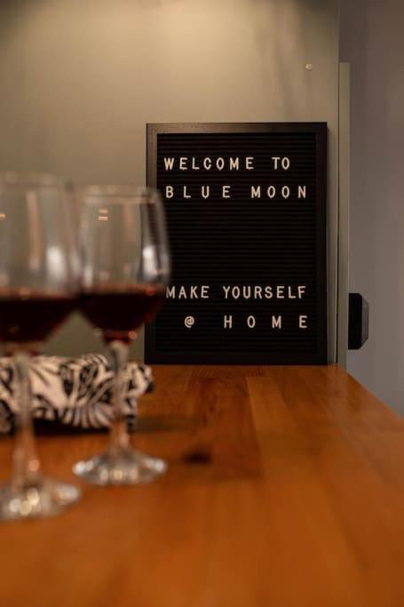 Blue Moon. Cozy Apartment Near Iulius Mall كلوج-نابوكا المظهر الخارجي الصورة